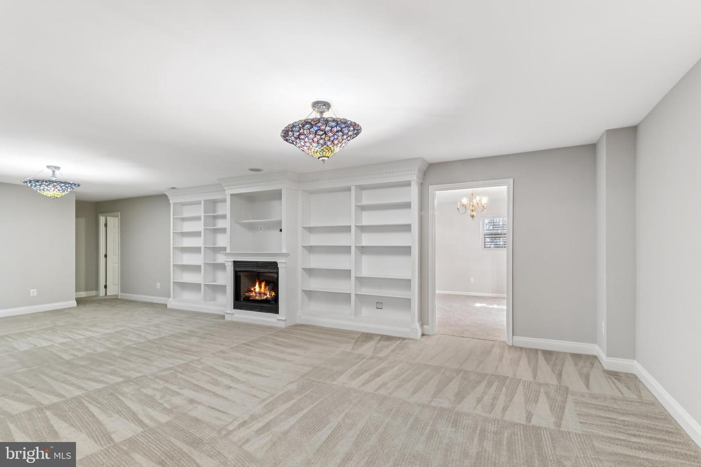 6824 DERBY RUN WAY, GAINESVILLE, Virginia 20155, 3 Bedrooms Bedrooms, ,3 BathroomsBathrooms,Residential,For sale,6824 DERBY RUN WAY,VAPW2101182 MLS # VAPW2101182