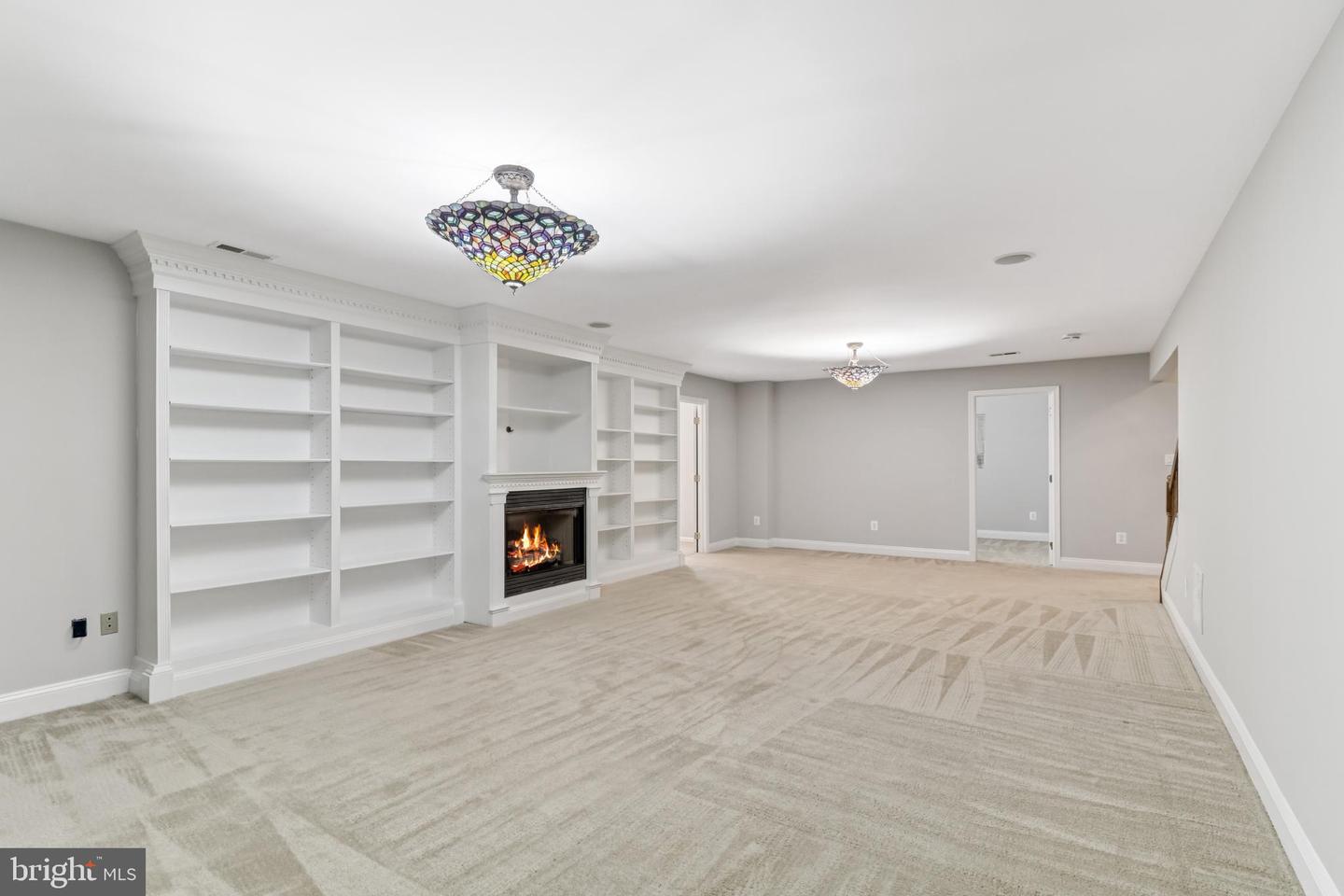 6824 DERBY RUN WAY, GAINESVILLE, Virginia 20155, 3 Bedrooms Bedrooms, ,3 BathroomsBathrooms,Residential,For sale,6824 DERBY RUN WAY,VAPW2101182 MLS # VAPW2101182