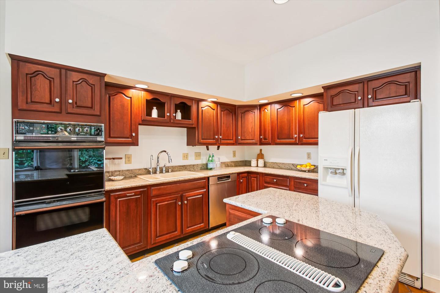 4016 LINNEAN AVE NW, WASHINGTON, District Of Columbia 20008, 4 Bedrooms Bedrooms, ,3 BathroomsBathrooms,Residential,For sale,4016 LINNEAN AVE NW,DCDC2215224 MLS # DCDC2215224