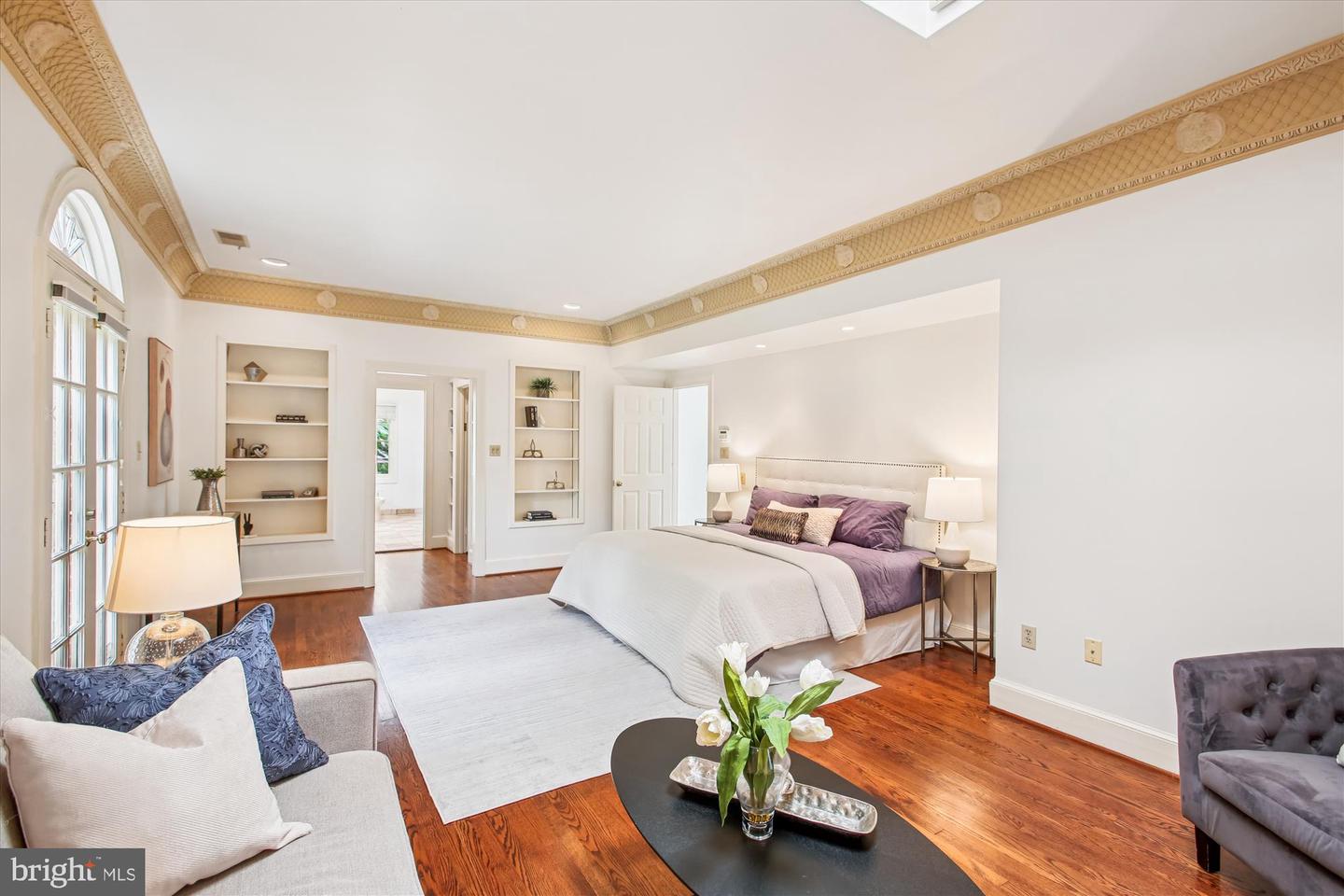 4016 LINNEAN AVE NW, WASHINGTON, District Of Columbia 20008, 4 Bedrooms Bedrooms, ,3 BathroomsBathrooms,Residential,For sale,4016 LINNEAN AVE NW,DCDC2215224 MLS # DCDC2215224