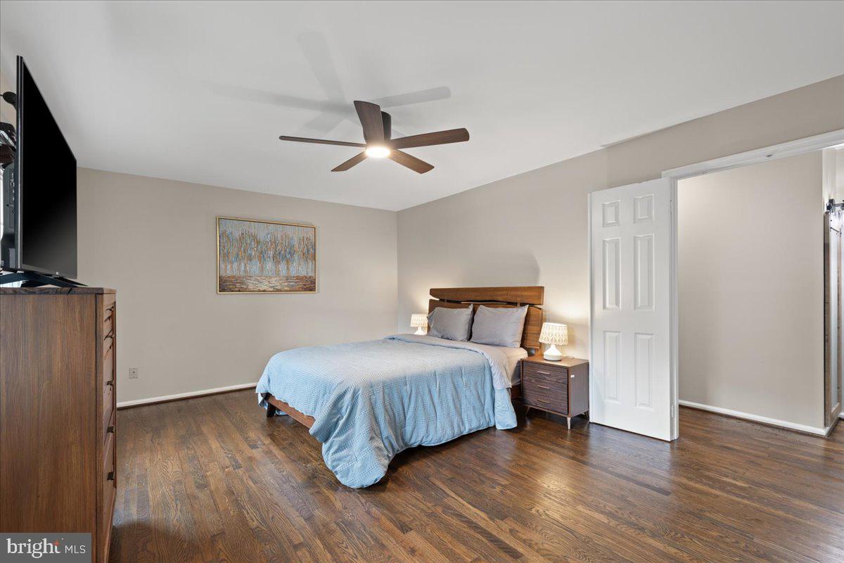 9472 LAPSTRAKE LN, BURKE, Virginia 22015, 7 Bedrooms Bedrooms, ,5 BathroomsBathrooms,Residential,For sale,9472 LAPSTRAKE LN,VAFX2261460 MLS # VAFX2261460