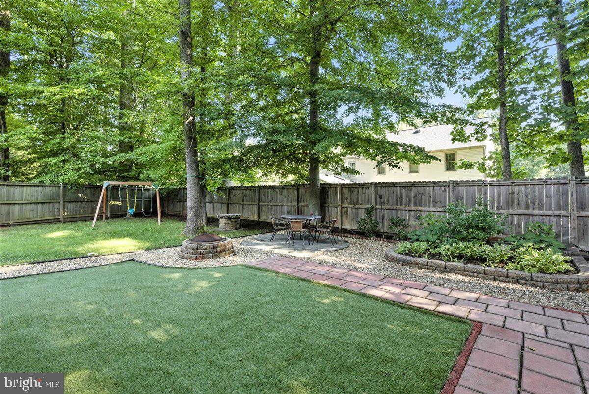 9472 LAPSTRAKE LN, BURKE, Virginia 22015, 7 Bedrooms Bedrooms, ,5 BathroomsBathrooms,Residential,For sale,9472 LAPSTRAKE LN,VAFX2261460 MLS # VAFX2261460