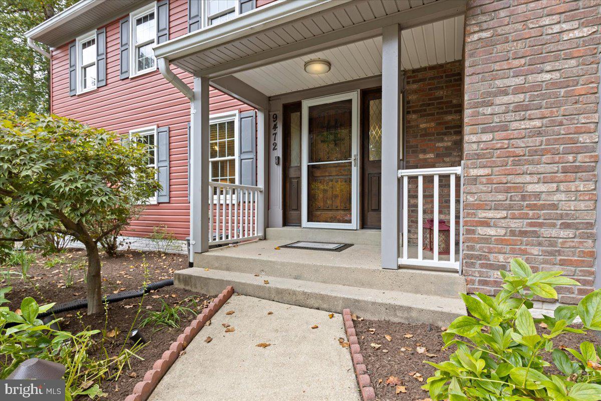 9472 LAPSTRAKE LN, BURKE, Virginia 22015, 7 Bedrooms Bedrooms, ,5 BathroomsBathrooms,Residential,For sale,9472 LAPSTRAKE LN,VAFX2261460 MLS # VAFX2261460