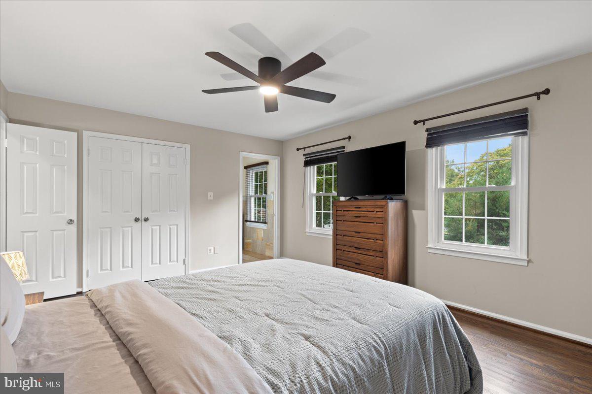 9472 LAPSTRAKE LN, BURKE, Virginia 22015, 7 Bedrooms Bedrooms, ,5 BathroomsBathrooms,Residential,For sale,9472 LAPSTRAKE LN,VAFX2261460 MLS # VAFX2261460