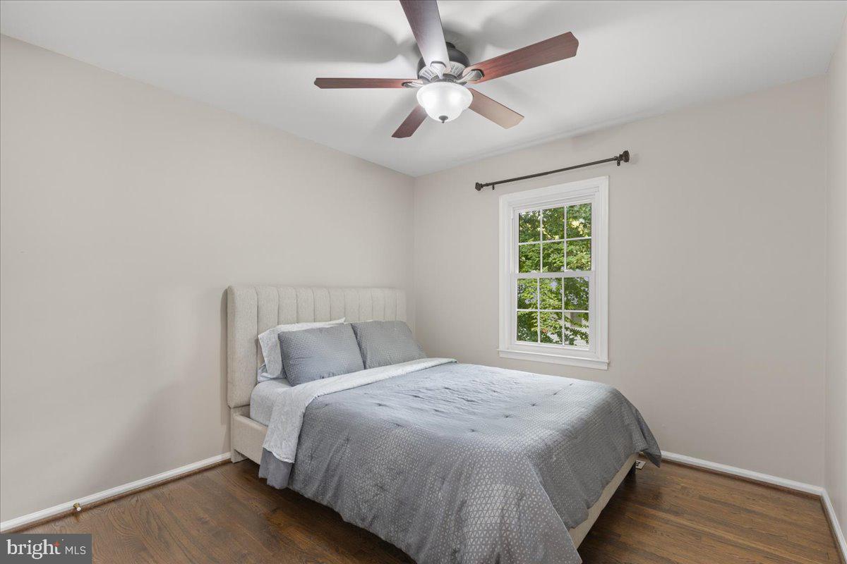 9472 LAPSTRAKE LN, BURKE, Virginia 22015, 7 Bedrooms Bedrooms, ,5 BathroomsBathrooms,Residential,For sale,9472 LAPSTRAKE LN,VAFX2261460 MLS # VAFX2261460