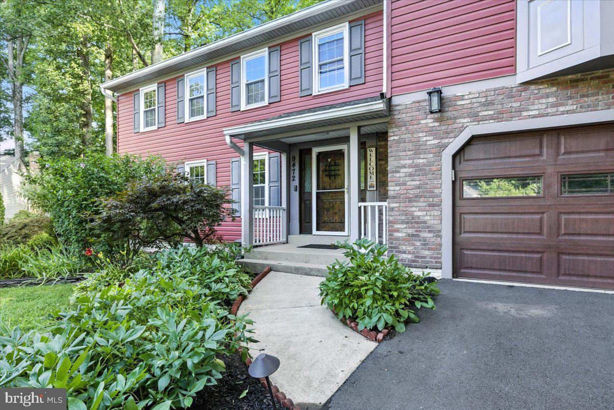 9472 LAPSTRAKE LN, BURKE, Virginia 22015, 7 Bedrooms Bedrooms, ,5 BathroomsBathrooms,Residential,For sale,9472 LAPSTRAKE LN,VAFX2261460 MLS # VAFX2261460