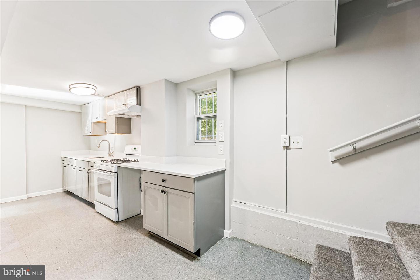 4225 MEADE ST NE, WASHINGTON, District Of Columbia 20019, 5 Bedrooms Bedrooms, ,2 BathroomsBathrooms,Residential,For sale,4225 MEADE ST NE,DCDC2216186 MLS # DCDC2216186