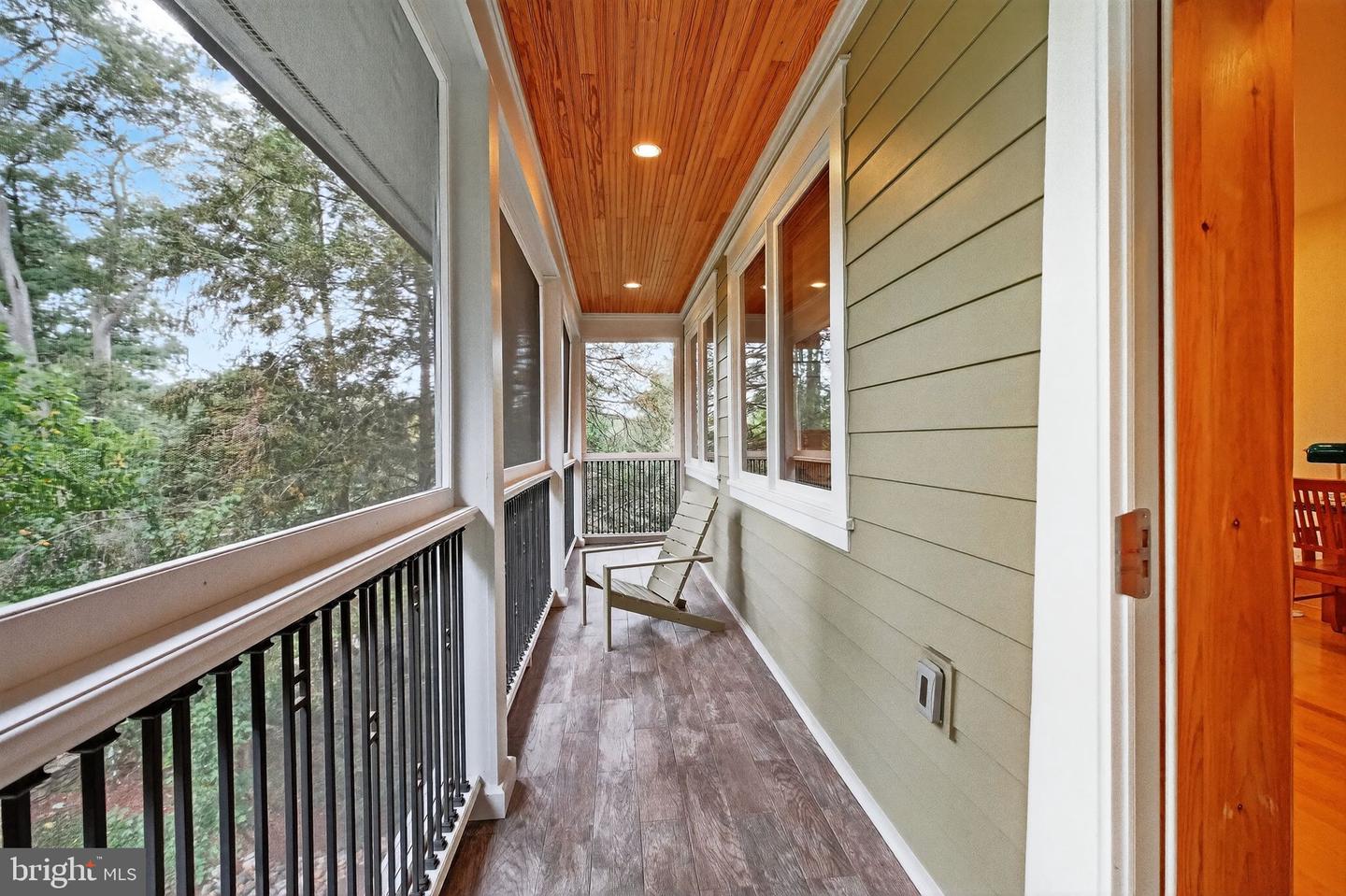 2136 POWHATAN ST, FALLS CHURCH, Virginia 22043, 5 Bedrooms Bedrooms, ,4 BathroomsBathrooms,Residential,For sale,2136 POWHATAN ST,VAFX2262720 MLS # VAFX2262720