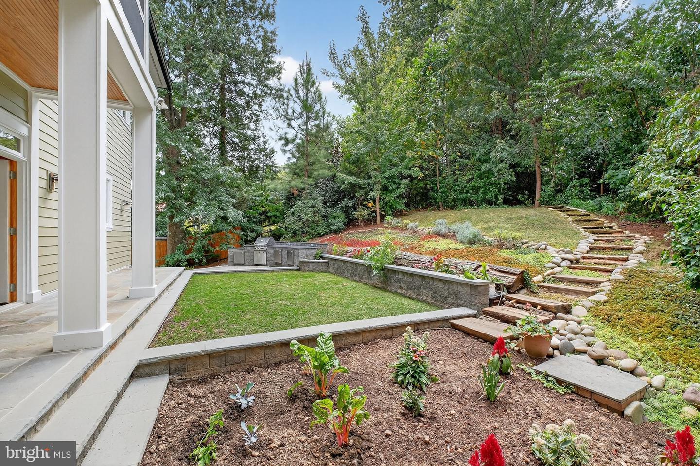 2136 POWHATAN ST, FALLS CHURCH, Virginia 22043, 5 Bedrooms Bedrooms, ,4 BathroomsBathrooms,Residential,For sale,2136 POWHATAN ST,VAFX2262720 MLS # VAFX2262720