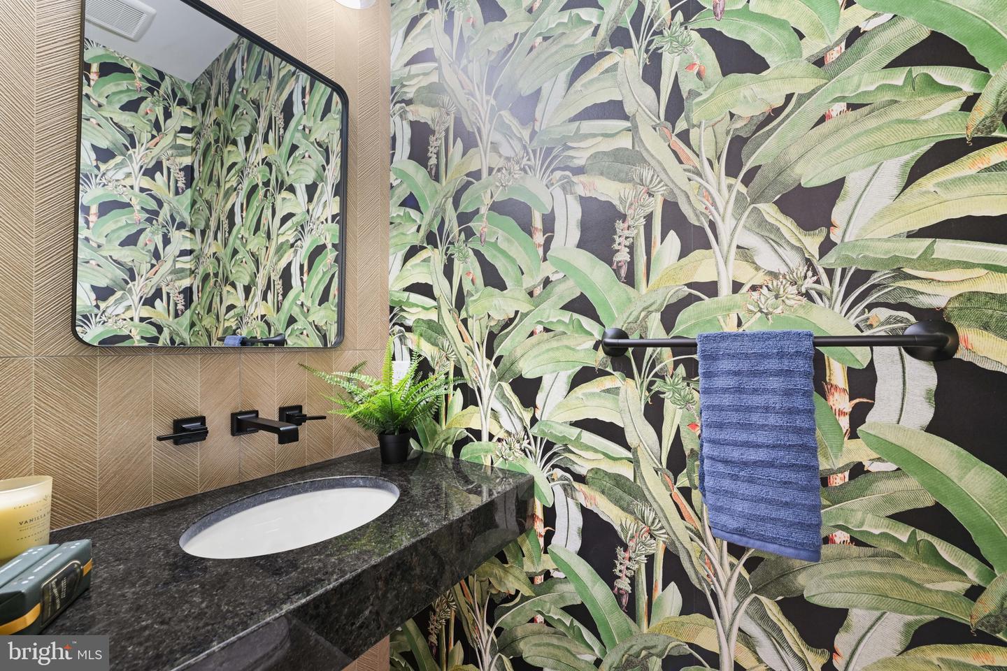 515 KENTUCKY AVE SE, WASHINGTON, District Of Columbia 20003, 5 Bedrooms Bedrooms, ,4 BathroomsBathrooms,Residential,For sale,515 KENTUCKY AVE SE,DCDC2216584 MLS # DCDC2216584 515 KENTUCKY AVE SE, WASHINGTON, District Of Columbia 20003, 5 Bedrooms Bedrooms, ,4 BathroomsBathrooms,Residential,For sale,515 KENTUCKY AVE SE,DCDC2216584 MLS # DCDC2216584