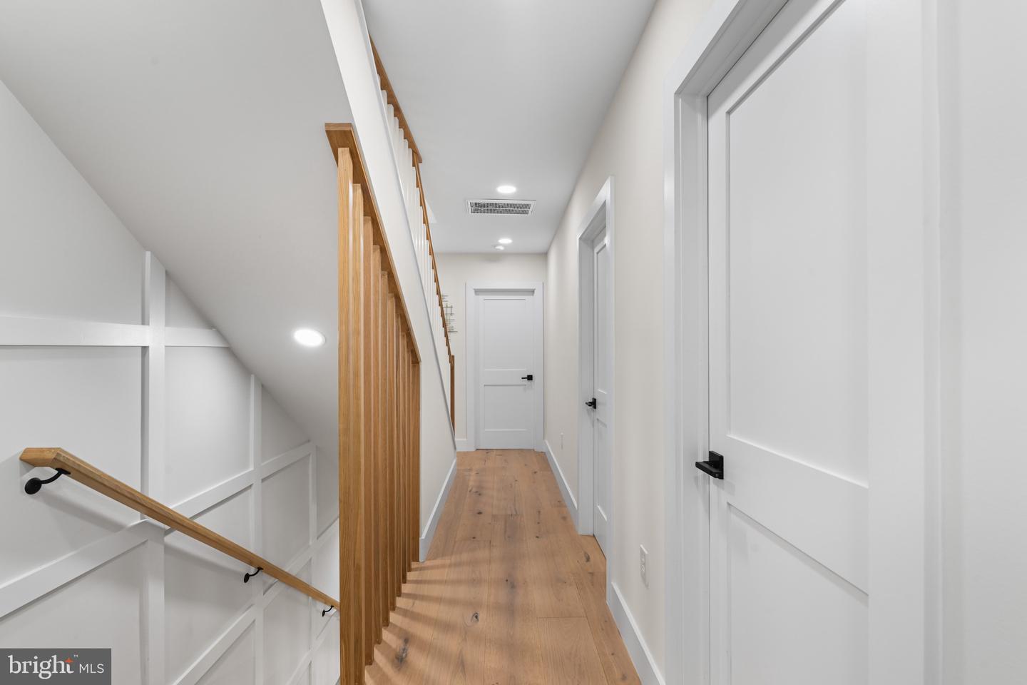 515 KENTUCKY AVE SE, WASHINGTON, District Of Columbia 20003, 5 Bedrooms Bedrooms, ,4 BathroomsBathrooms,Residential,For sale,515 KENTUCKY AVE SE,DCDC2216584 MLS # DCDC2216584 515 KENTUCKY AVE SE, WASHINGTON, District Of Columbia 20003, 5 Bedrooms Bedrooms, ,4 BathroomsBathrooms,Residential,For sale,515 KENTUCKY AVE SE,DCDC2216584 MLS # DCDC2216584