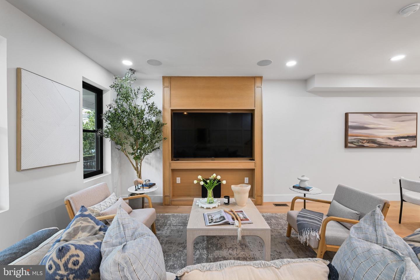 515 KENTUCKY AVE SE, WASHINGTON, District Of Columbia 20003, 5 Bedrooms Bedrooms, ,4 BathroomsBathrooms,Residential,For sale,515 KENTUCKY AVE SE,DCDC2216584 MLS # DCDC2216584 515 KENTUCKY AVE SE, WASHINGTON, District Of Columbia 20003, 5 Bedrooms Bedrooms, ,4 BathroomsBathrooms,Residential,For sale,515 KENTUCKY AVE SE,DCDC2216584 MLS # DCDC2216584