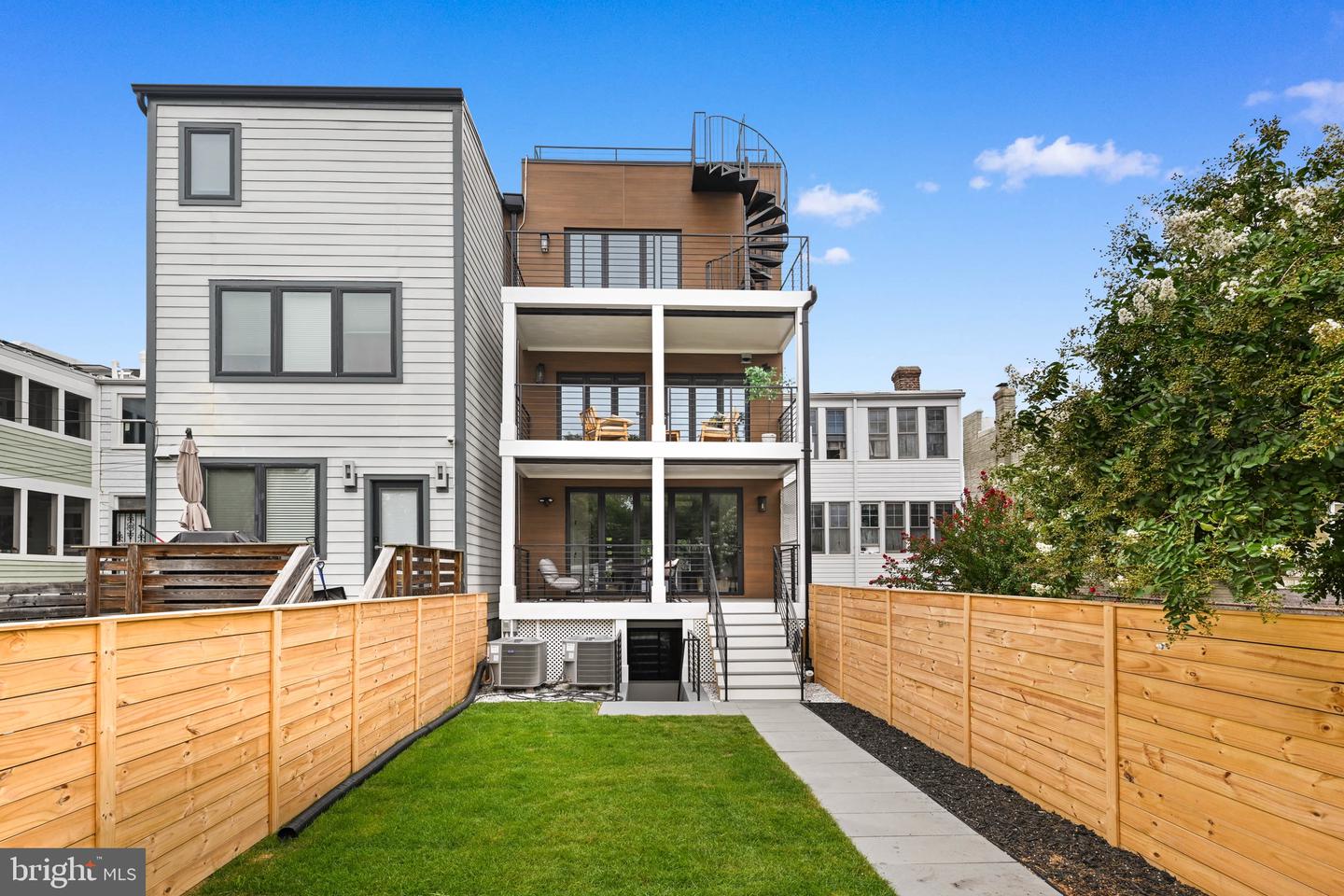 515 KENTUCKY AVE SE, WASHINGTON, District Of Columbia 20003, 5 Bedrooms Bedrooms, ,4 BathroomsBathrooms,Residential,For sale,515 KENTUCKY AVE SE,DCDC2216584 MLS # DCDC2216584 515 KENTUCKY AVE SE, WASHINGTON, District Of Columbia 20003, 5 Bedrooms Bedrooms, ,4 BathroomsBathrooms,Residential,For sale,515 KENTUCKY AVE SE,DCDC2216584 MLS # DCDC2216584