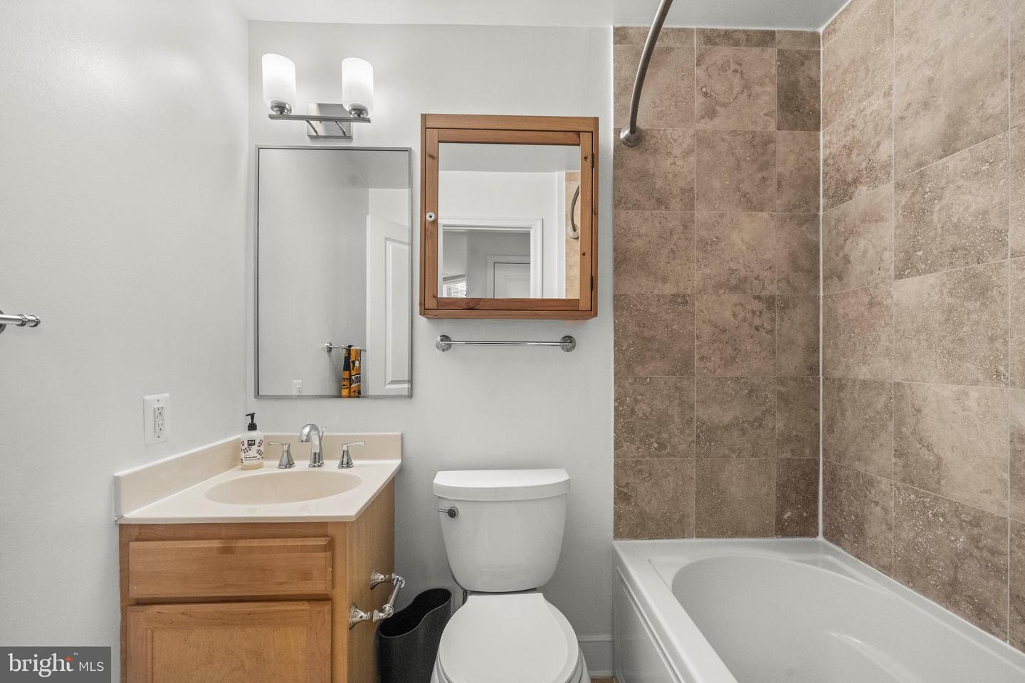 1106 COLUMBIA RD NW #304, WASHINGTON, District Of Columbia 20009, 1 Bedroom Bedrooms, ,1 BathroomBathrooms,Residential,For sale,1106 COLUMBIA RD NW #304,DCDC2216790 MLS # DCDC2216790 1106 COLUMBIA RD NW #304, WASHINGTON, District Of Columbia 20009, 1 Bedroom Bedrooms, ,1 BathroomBathrooms,Residential,For sale,1106 COLUMBIA RD NW #304,DCDC2216790 MLS # DCDC2216790