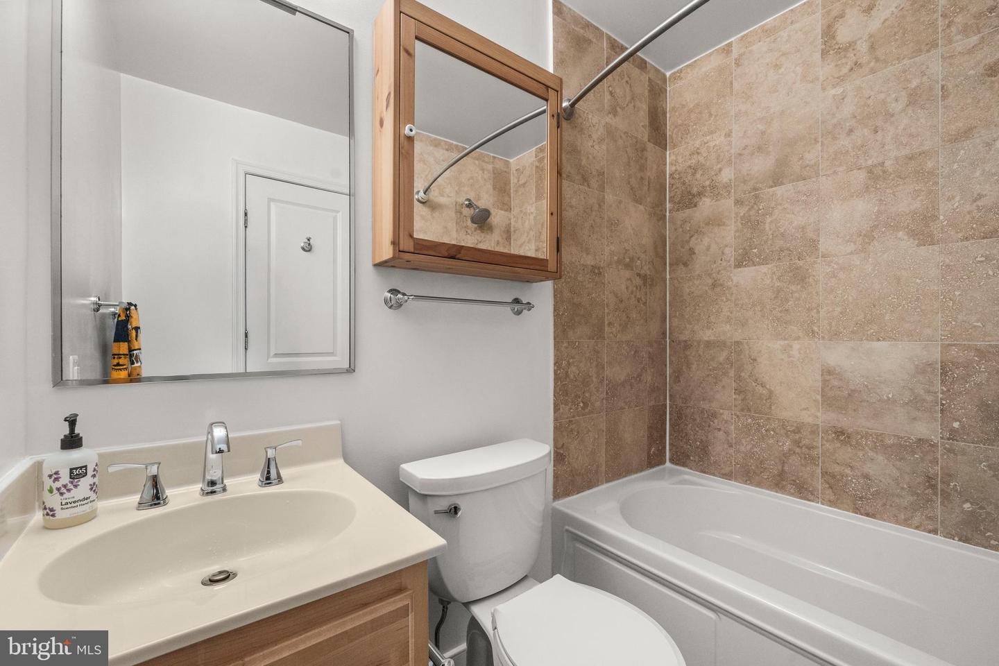 1106 COLUMBIA RD NW #304, WASHINGTON, District Of Columbia 20009, 1 Bedroom Bedrooms, ,1 BathroomBathrooms,Residential,For sale,1106 COLUMBIA RD NW #304,DCDC2216790 MLS # DCDC2216790 1106 COLUMBIA RD NW #304, WASHINGTON, District Of Columbia 20009, 1 Bedroom Bedrooms, ,1 BathroomBathrooms,Residential,For sale,1106 COLUMBIA RD NW #304,DCDC2216790 MLS # DCDC2216790