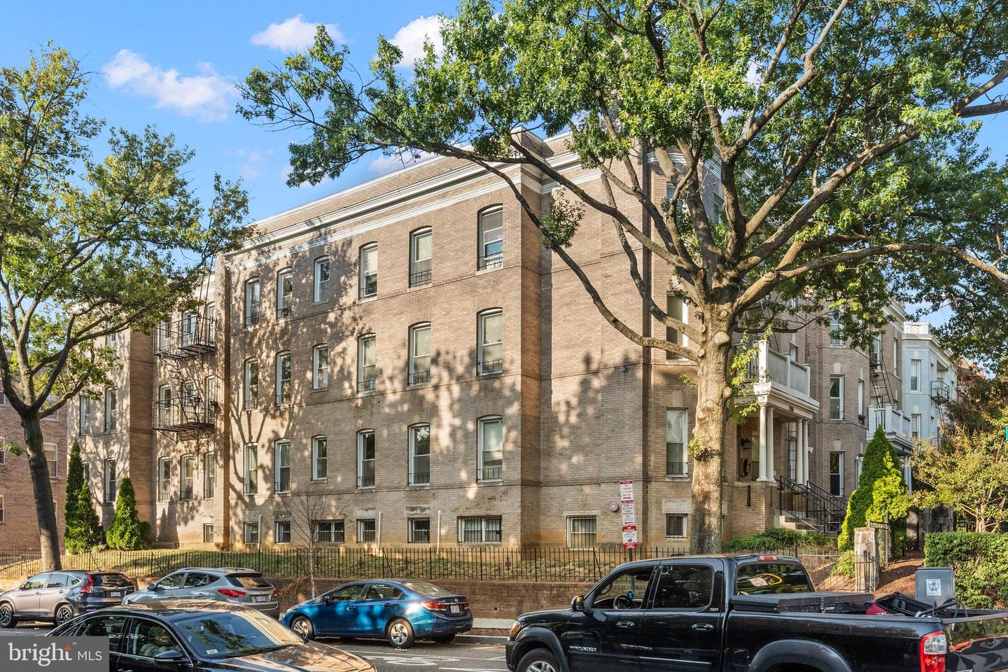 1106 COLUMBIA RD NW #304, WASHINGTON, District Of Columbia 20009, 1 Bedroom Bedrooms, ,1 BathroomBathrooms,Residential,For sale,1106 COLUMBIA RD NW #304,DCDC2216790 MLS # DCDC2216790 1106 COLUMBIA RD NW #304, WASHINGTON, District Of Columbia 20009, 1 Bedroom Bedrooms, ,1 BathroomBathrooms,Residential,For sale,1106 COLUMBIA RD NW #304,DCDC2216790 MLS # DCDC2216790