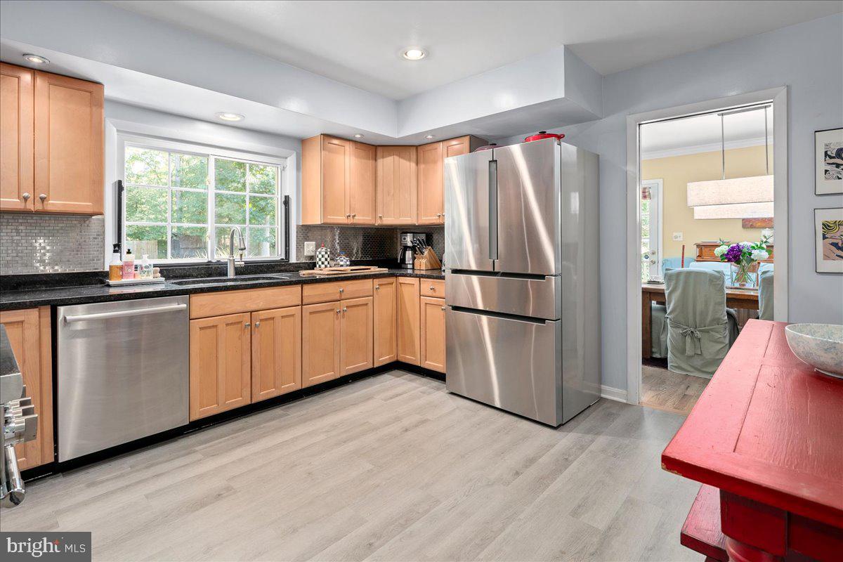 4412 TARPON LN, ALEXANDRIA, Virginia 22309, 5 Bedrooms Bedrooms, ,3 BathroomsBathrooms,Residential,For sale,4412 TARPON LN,VAFX2263838 MLS # VAFX2263838