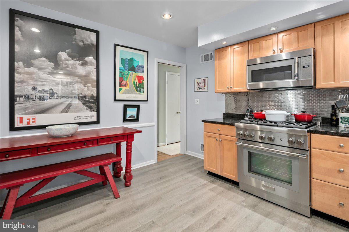4412 TARPON LN, ALEXANDRIA, Virginia 22309, 5 Bedrooms Bedrooms, ,3 BathroomsBathrooms,Residential,For sale,4412 TARPON LN,VAFX2263838 MLS # VAFX2263838
