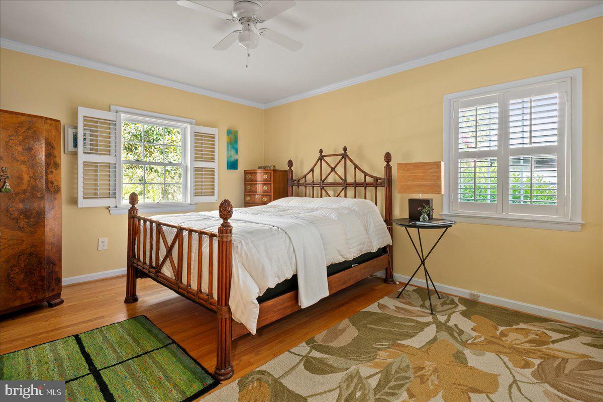 4412 TARPON LN, ALEXANDRIA, Virginia 22309, 5 Bedrooms Bedrooms, ,3 BathroomsBathrooms,Residential,For sale,4412 TARPON LN,VAFX2263838 MLS # VAFX2263838