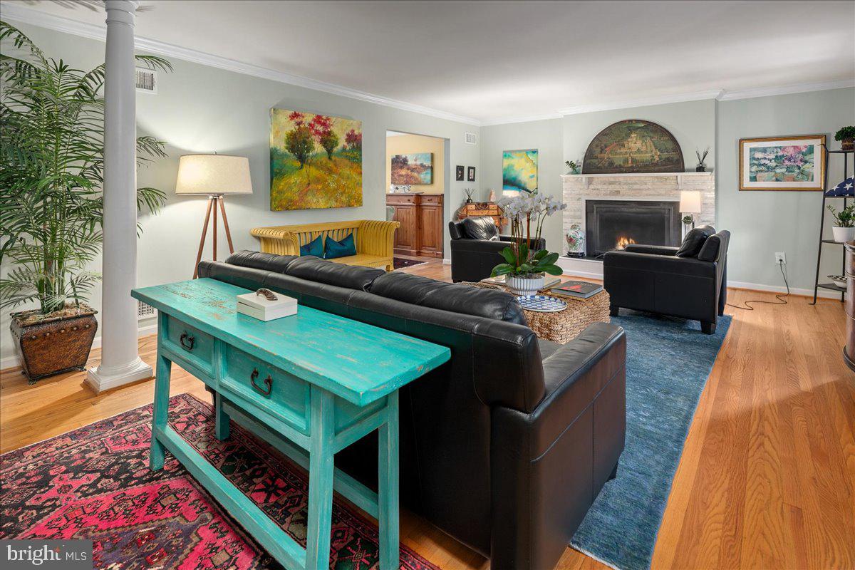 4412 TARPON LN, ALEXANDRIA, Virginia 22309, 5 Bedrooms Bedrooms, ,3 BathroomsBathrooms,Residential,For sale,4412 TARPON LN,VAFX2263838 MLS # VAFX2263838