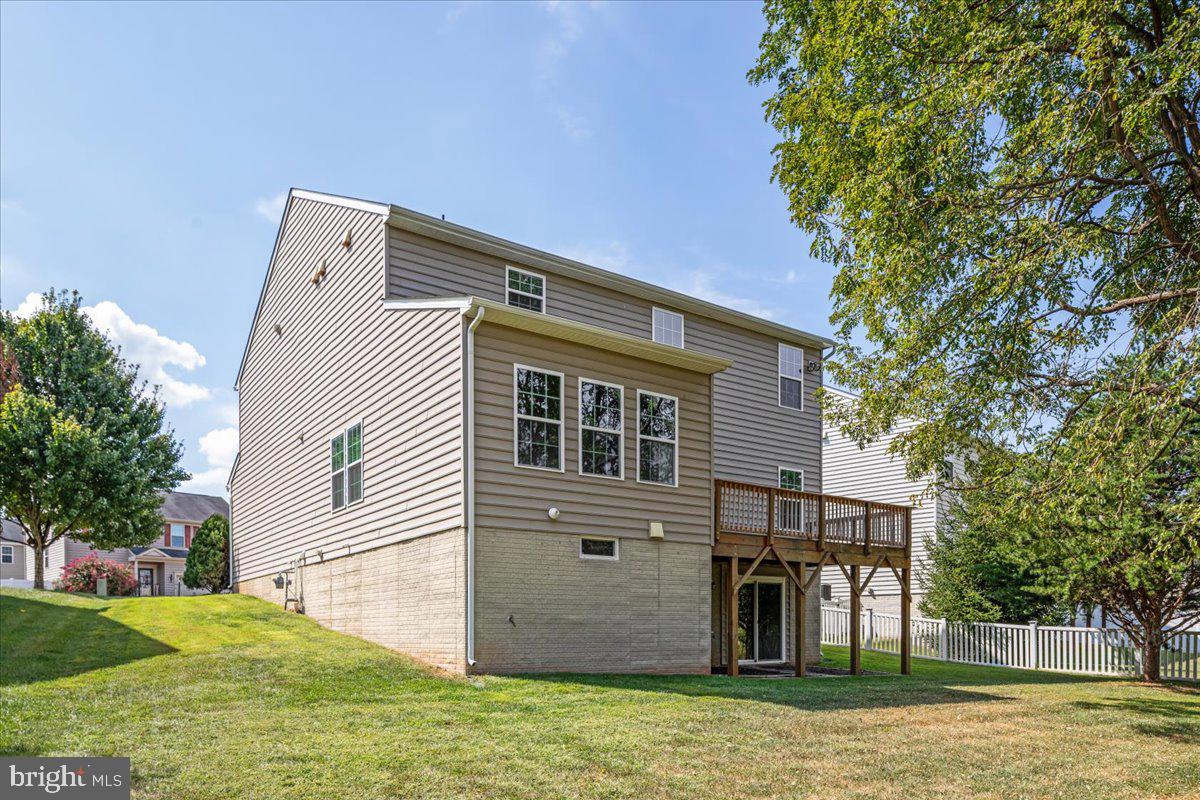 12025 LIVE OAK DR, CULPEPER, Virginia 22701, 3 Bedrooms Bedrooms, ,3 BathroomsBathrooms,Residential,For sale,12025 LIVE OAK DR,VACU2011442 MLS # VACU2011442