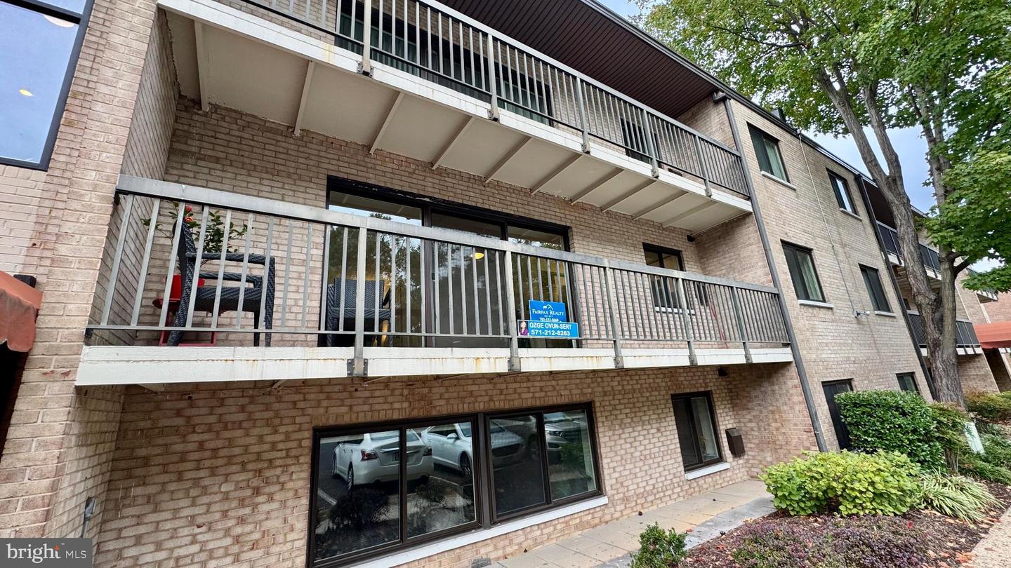 3222 S 28TH ST S #304, ALEXANDRIA, Virginia 22302, 1 Bedroom Bedrooms, 2 Rooms Rooms,1 BathroomBathrooms,Residential,For sale,3222 S 28TH ST S #304,VAAX2049226 MLS # VAAX2049226 3222 S 28TH ST S #304, ALEXANDRIA, Virginia 22302, 1 Bedroom Bedrooms, 2 Rooms Rooms,1 BathroomBathrooms,Residential,For sale,3222 S 28TH ST S #304,VAAX2049226 MLS # VAAX2049226