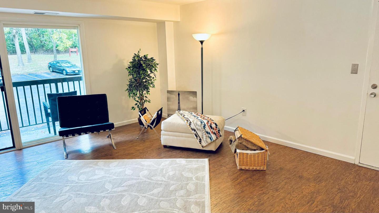 3222 S 28TH ST S #304, ALEXANDRIA, Virginia 22302, 1 Bedroom Bedrooms, 2 Rooms Rooms,1 BathroomBathrooms,Residential,For sale,3222 S 28TH ST S #304,VAAX2049226 MLS # VAAX2049226 3222 S 28TH ST S #304, ALEXANDRIA, Virginia 22302, 1 Bedroom Bedrooms, 2 Rooms Rooms,1 BathroomBathrooms,Residential,For sale,3222 S 28TH ST S #304,VAAX2049226 MLS # VAAX2049226