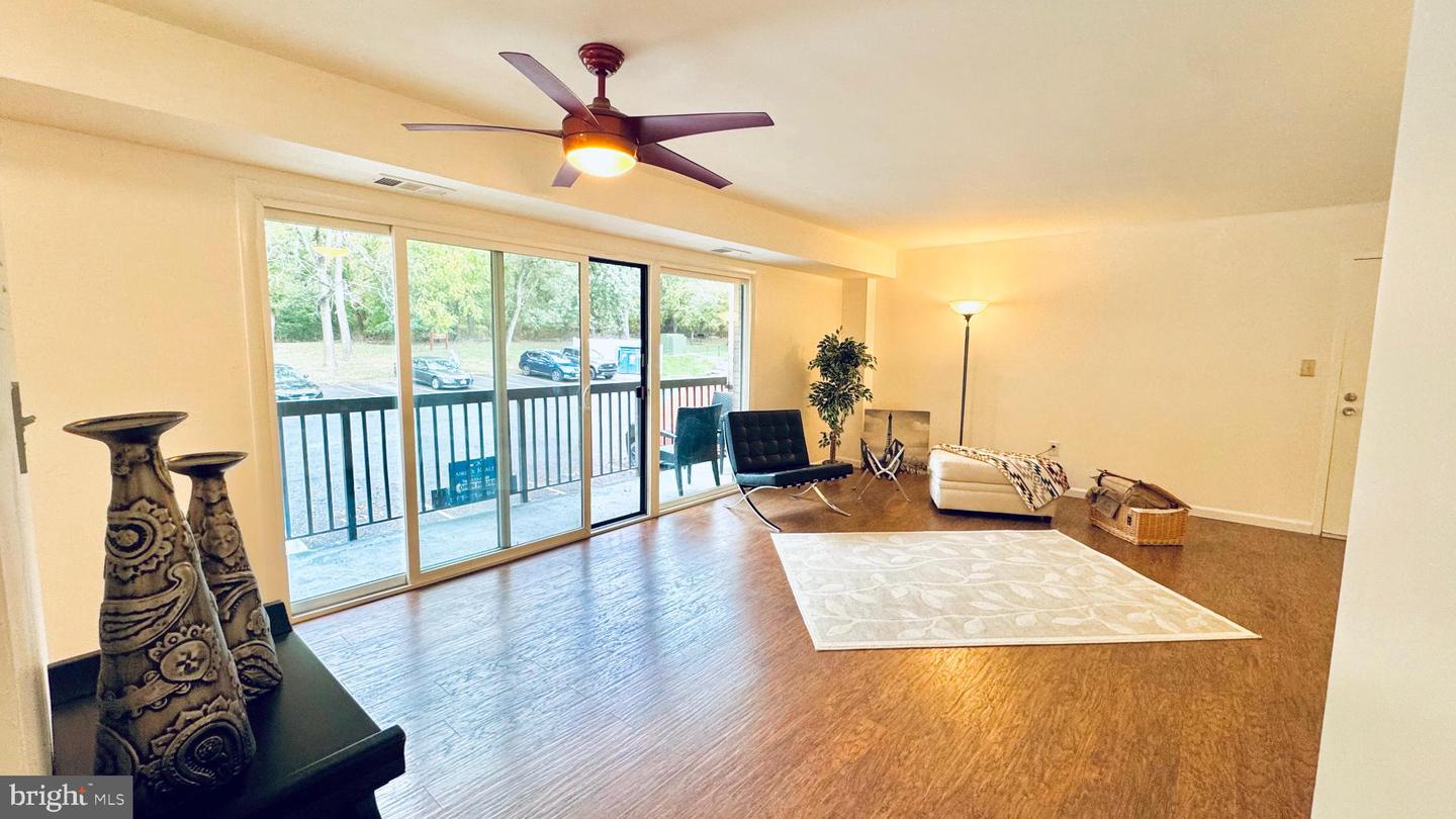 3222 S 28TH ST S #304, ALEXANDRIA, Virginia 22302, 1 Bedroom Bedrooms, 2 Rooms Rooms,1 BathroomBathrooms,Residential,For sale,3222 S 28TH ST S #304,VAAX2049226 MLS # VAAX2049226 3222 S 28TH ST S #304, ALEXANDRIA, Virginia 22302, 1 Bedroom Bedrooms, 2 Rooms Rooms,1 BathroomBathrooms,Residential,For sale,3222 S 28TH ST S #304,VAAX2049226 MLS # VAAX2049226