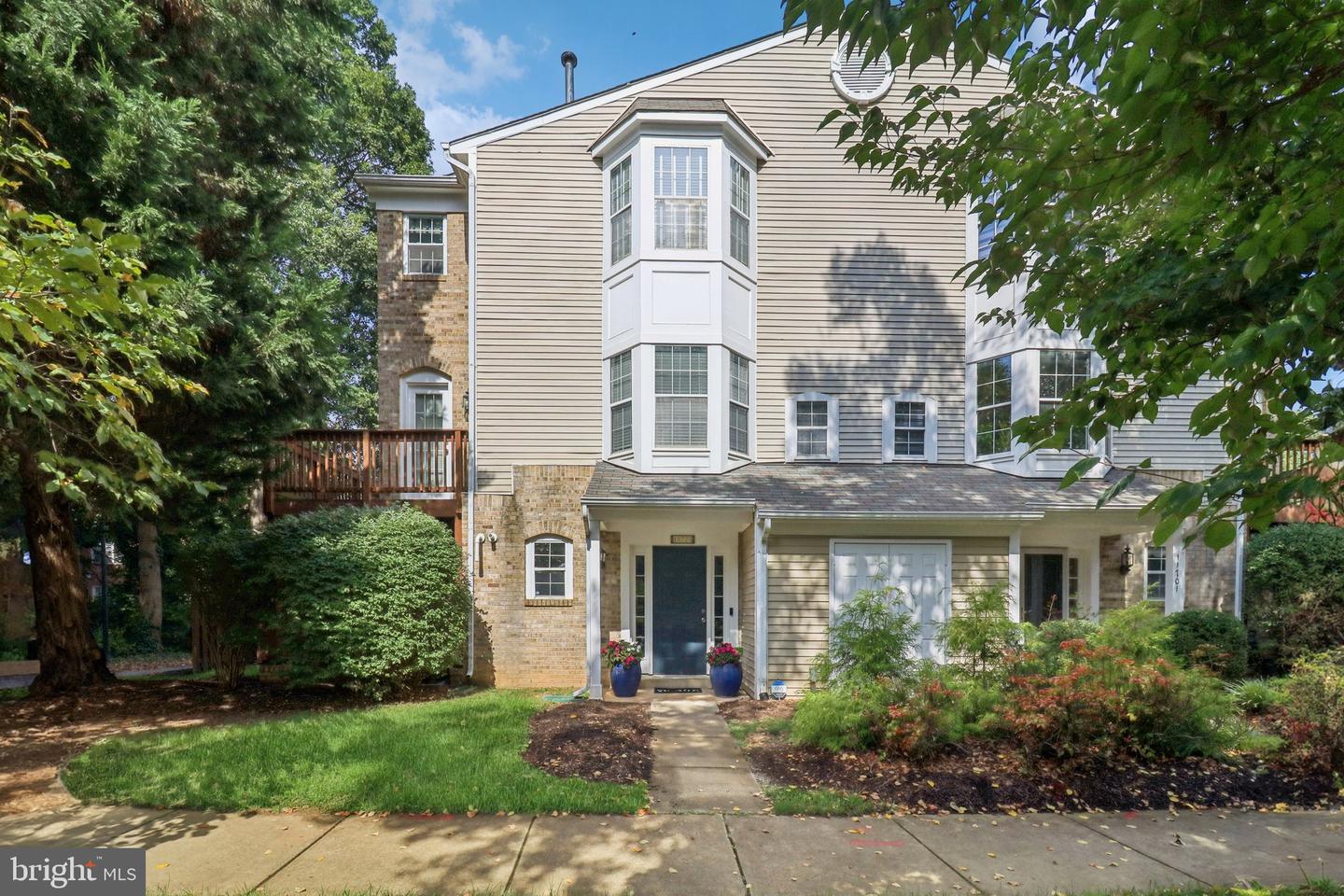 11723 SCOOTER LN #186, FAIRFAX, Virginia 22030, 3 Bedrooms Bedrooms, ,3 BathroomsBathrooms,Residential,For sale,11723 SCOOTER LN #186,VAFX2264772 MLS # VAFX2264772