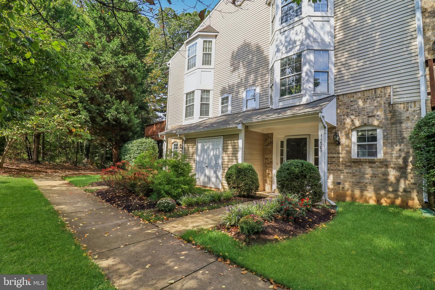 11723 SCOOTER LN #186, FAIRFAX, Virginia 22030, 3 Bedrooms Bedrooms, ,3 BathroomsBathrooms,Residential,For sale,11723 SCOOTER LN #186,VAFX2264772 MLS # VAFX2264772