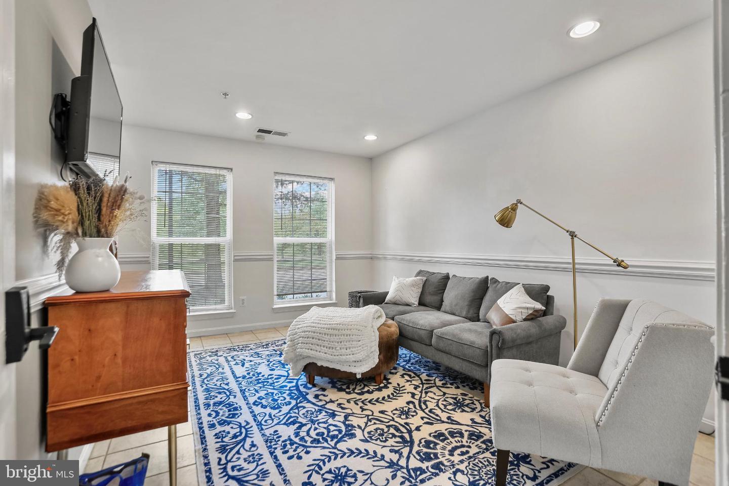 3833 EISENHOWER AVE, ALEXANDRIA, Virginia 22304, 3 Bedrooms Bedrooms, 13 Rooms Rooms,3 BathroomsBathrooms,Residential,For sale,3833 EISENHOWER AVE,VAAX2049288 MLS # VAAX2049288