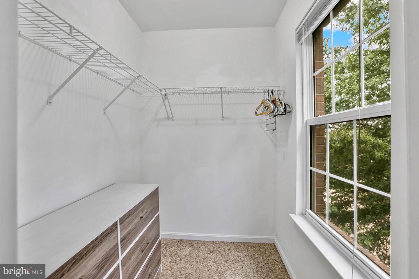 3833 EISENHOWER AVE, ALEXANDRIA, Virginia 22304, 3 Bedrooms Bedrooms, 13 Rooms Rooms,3 BathroomsBathrooms,Residential,For sale,3833 EISENHOWER AVE,VAAX2049288 MLS # VAAX2049288