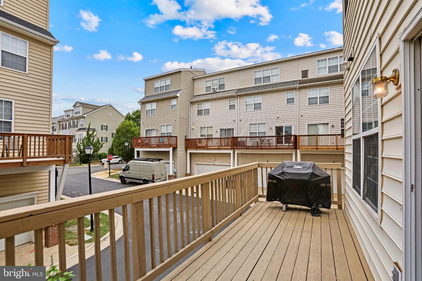 3833 EISENHOWER AVE, ALEXANDRIA, Virginia 22304, 3 Bedrooms Bedrooms, 13 Rooms Rooms,3 BathroomsBathrooms,Residential,For sale,3833 EISENHOWER AVE,VAAX2049288 MLS # VAAX2049288