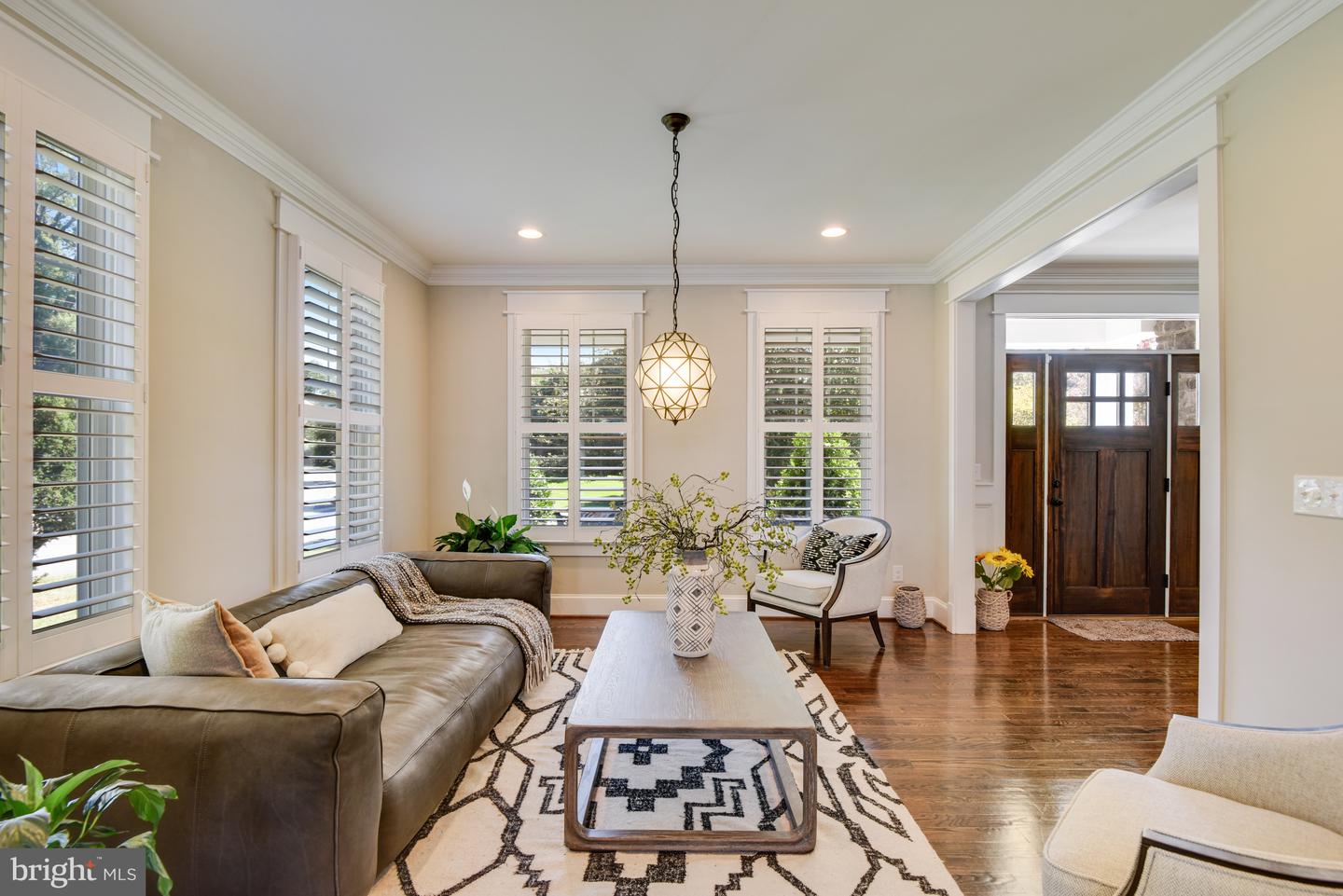 6632 LANGDON CT, MCLEAN, Virginia 22101, 6 Bedrooms Bedrooms, ,5 BathroomsBathrooms,Residential,For sale,6632 LANGDON CT,VAFX2265144 MLS # VAFX2265144