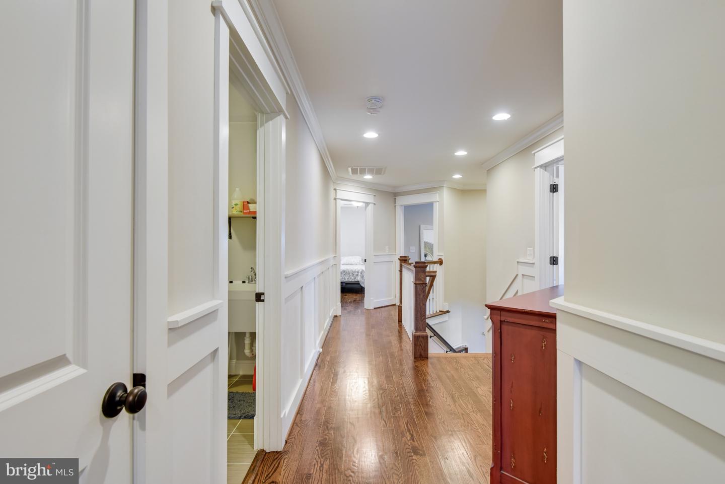 6632 LANGDON CT, MCLEAN, Virginia 22101, 6 Bedrooms Bedrooms, ,5 BathroomsBathrooms,Residential,For sale,6632 LANGDON CT,VAFX2265144 MLS # VAFX2265144