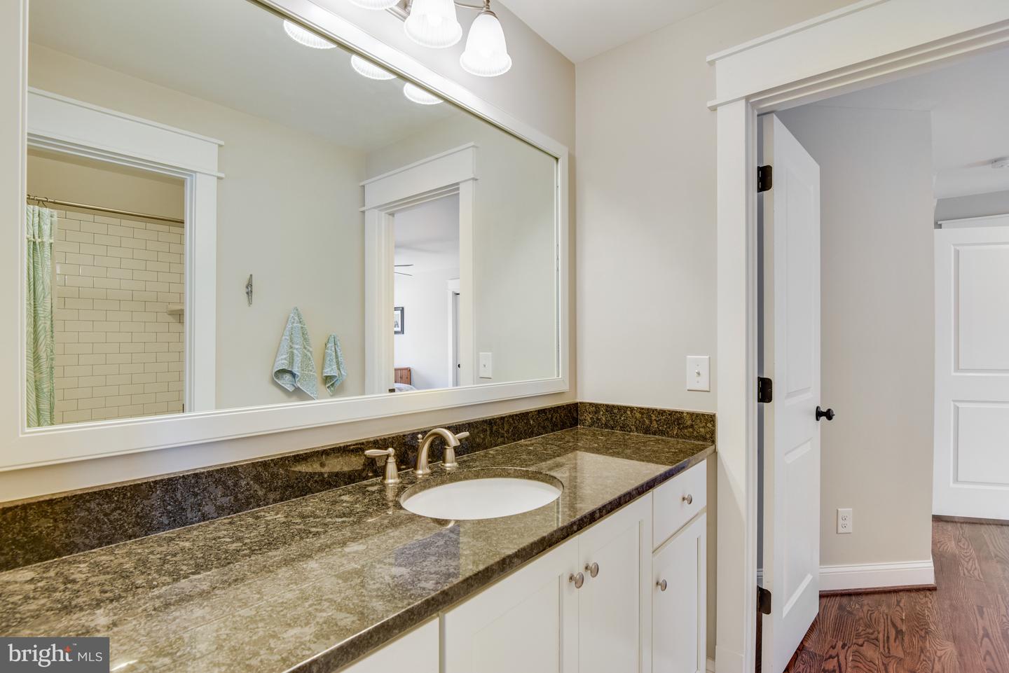 6632 LANGDON CT, MCLEAN, Virginia 22101, 6 Bedrooms Bedrooms, ,5 BathroomsBathrooms,Residential,For sale,6632 LANGDON CT,VAFX2265144 MLS # VAFX2265144