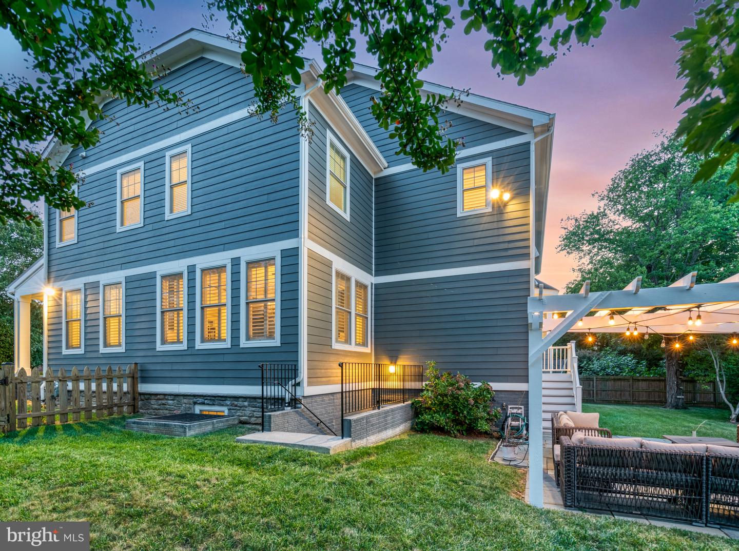 6632 LANGDON CT, MCLEAN, Virginia 22101, 6 Bedrooms Bedrooms, ,5 BathroomsBathrooms,Residential,For sale,6632 LANGDON CT,VAFX2265144 MLS # VAFX2265144