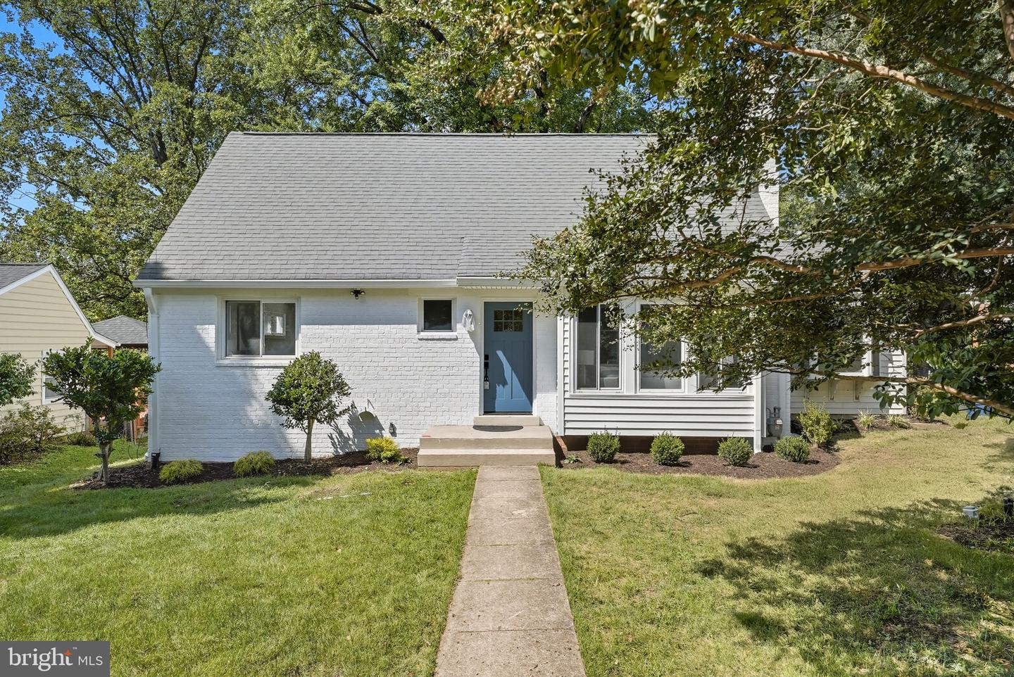 492 N LATHAM ST, ALEXANDRIA, Virginia 22304, 4 Bedrooms Bedrooms, ,3 BathroomsBathrooms,Residential,For sale,492 N LATHAM ST,VAAX2049374 MLS # VAAX2049374