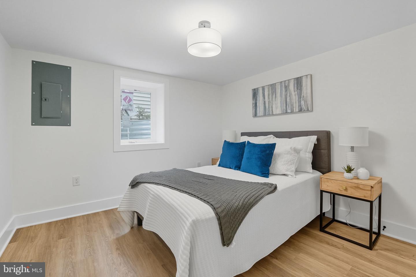 492 N LATHAM ST, ALEXANDRIA, Virginia 22304, 4 Bedrooms Bedrooms, ,3 BathroomsBathrooms,Residential,For sale,492 N LATHAM ST,VAAX2049374 MLS # VAAX2049374
