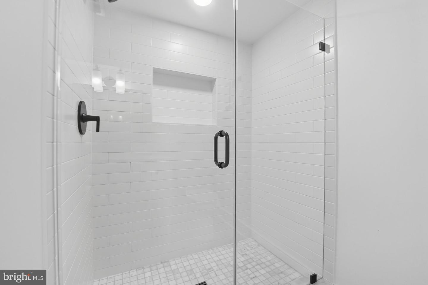 492 N LATHAM ST, ALEXANDRIA, Virginia 22304, 4 Bedrooms Bedrooms, ,3 BathroomsBathrooms,Residential,For sale,492 N LATHAM ST,VAAX2049374 MLS # VAAX2049374