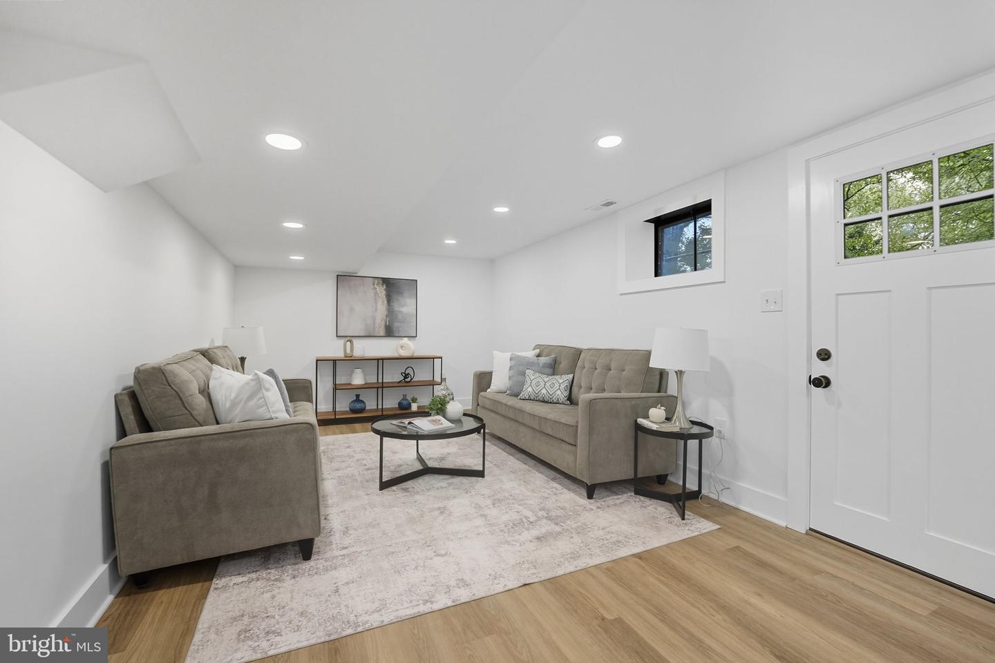 492 N LATHAM ST, ALEXANDRIA, Virginia 22304, 4 Bedrooms Bedrooms, ,3 BathroomsBathrooms,Residential,For sale,492 N LATHAM ST,VAAX2049374 MLS # VAAX2049374