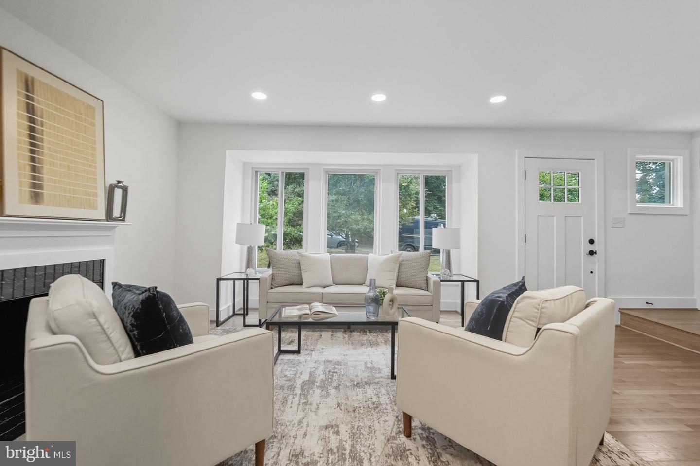 492 N LATHAM ST, ALEXANDRIA, Virginia 22304, 4 Bedrooms Bedrooms, ,3 BathroomsBathrooms,Residential,For sale,492 N LATHAM ST,VAAX2049374 MLS # VAAX2049374