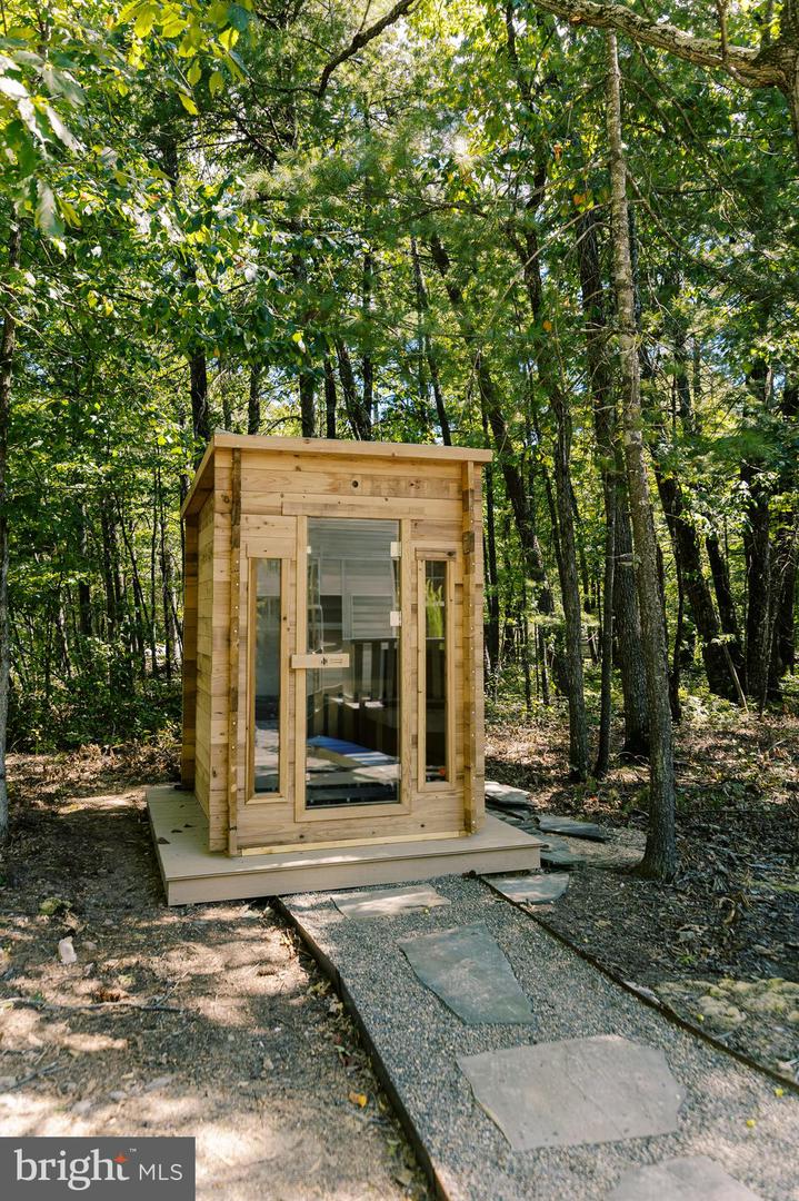 268 DOGWOOD DR, MOUNT JACKSON, Virginia 22842, 3 Bedrooms Bedrooms, ,2 BathroomsBathrooms,Residential,For sale,268 DOGWOOD DR,VASH2012488 MLS # VASH2012488