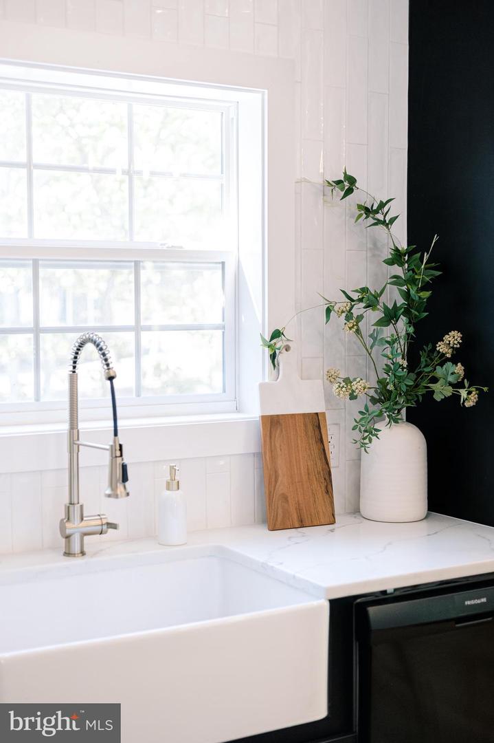 268 DOGWOOD DR, MOUNT JACKSON, Virginia 22842, 3 Bedrooms Bedrooms, ,2 BathroomsBathrooms,Residential,For sale,268 DOGWOOD DR,VASH2012488 MLS # VASH2012488