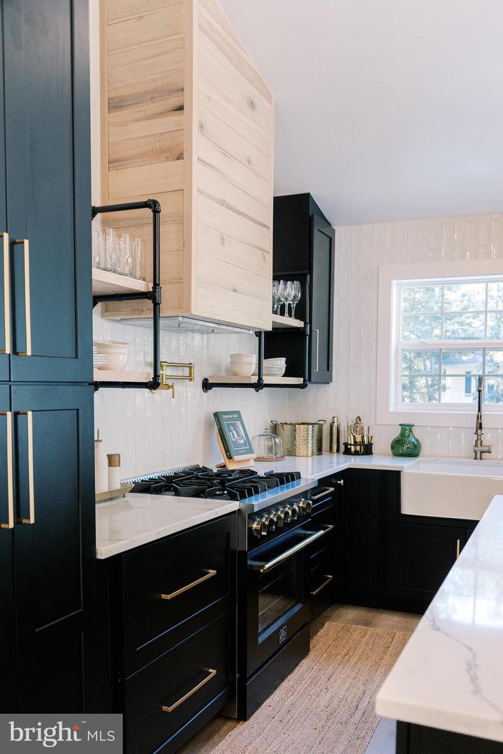 268 DOGWOOD DR, MOUNT JACKSON, Virginia 22842, 3 Bedrooms Bedrooms, ,2 BathroomsBathrooms,Residential,For sale,268 DOGWOOD DR,VASH2012488 MLS # VASH2012488