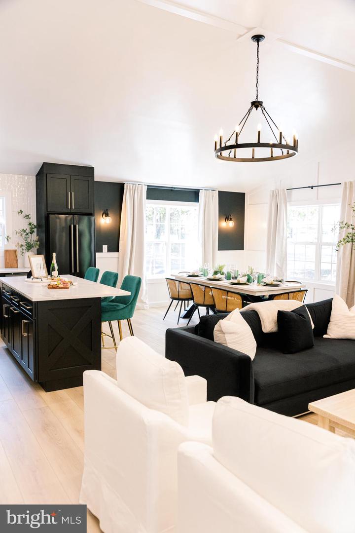 268 DOGWOOD DR, MOUNT JACKSON, Virginia 22842, 3 Bedrooms Bedrooms, ,2 BathroomsBathrooms,Residential,For sale,268 DOGWOOD DR,VASH2012488 MLS # VASH2012488