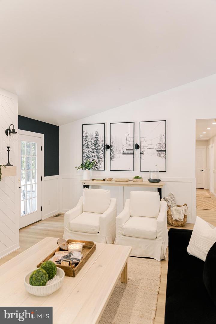 268 DOGWOOD DR, MOUNT JACKSON, Virginia 22842, 3 Bedrooms Bedrooms, ,2 BathroomsBathrooms,Residential,For sale,268 DOGWOOD DR,VASH2012488 MLS # VASH2012488