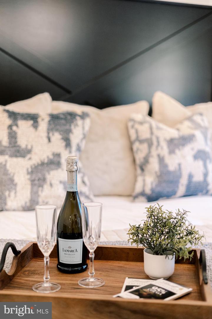 268 DOGWOOD DR, MOUNT JACKSON, Virginia 22842, 3 Bedrooms Bedrooms, ,2 BathroomsBathrooms,Residential,For sale,268 DOGWOOD DR,VASH2012488 MLS # VASH2012488