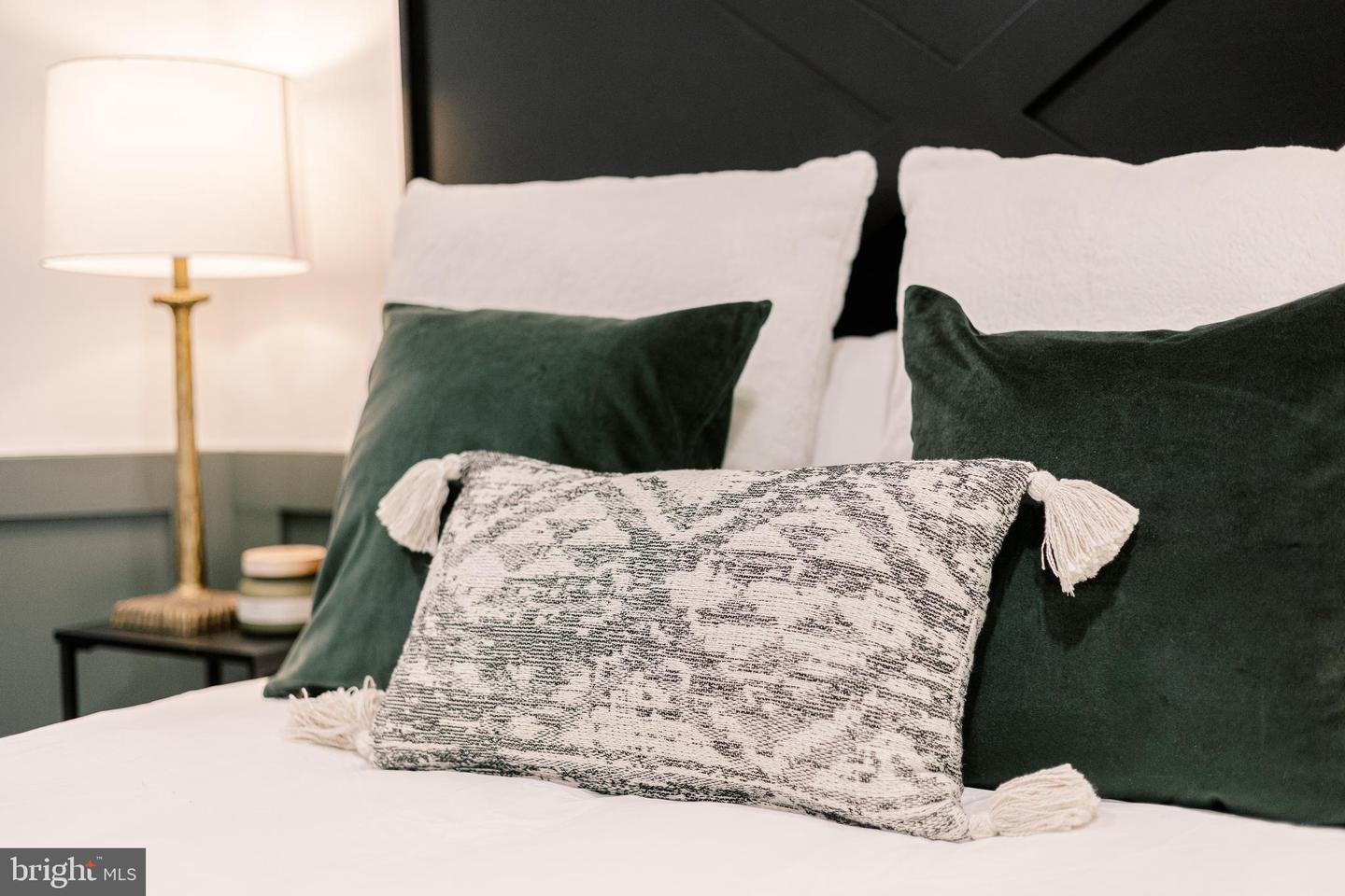 268 DOGWOOD DR, MOUNT JACKSON, Virginia 22842, 3 Bedrooms Bedrooms, ,2 BathroomsBathrooms,Residential,For sale,268 DOGWOOD DR,VASH2012488 MLS # VASH2012488