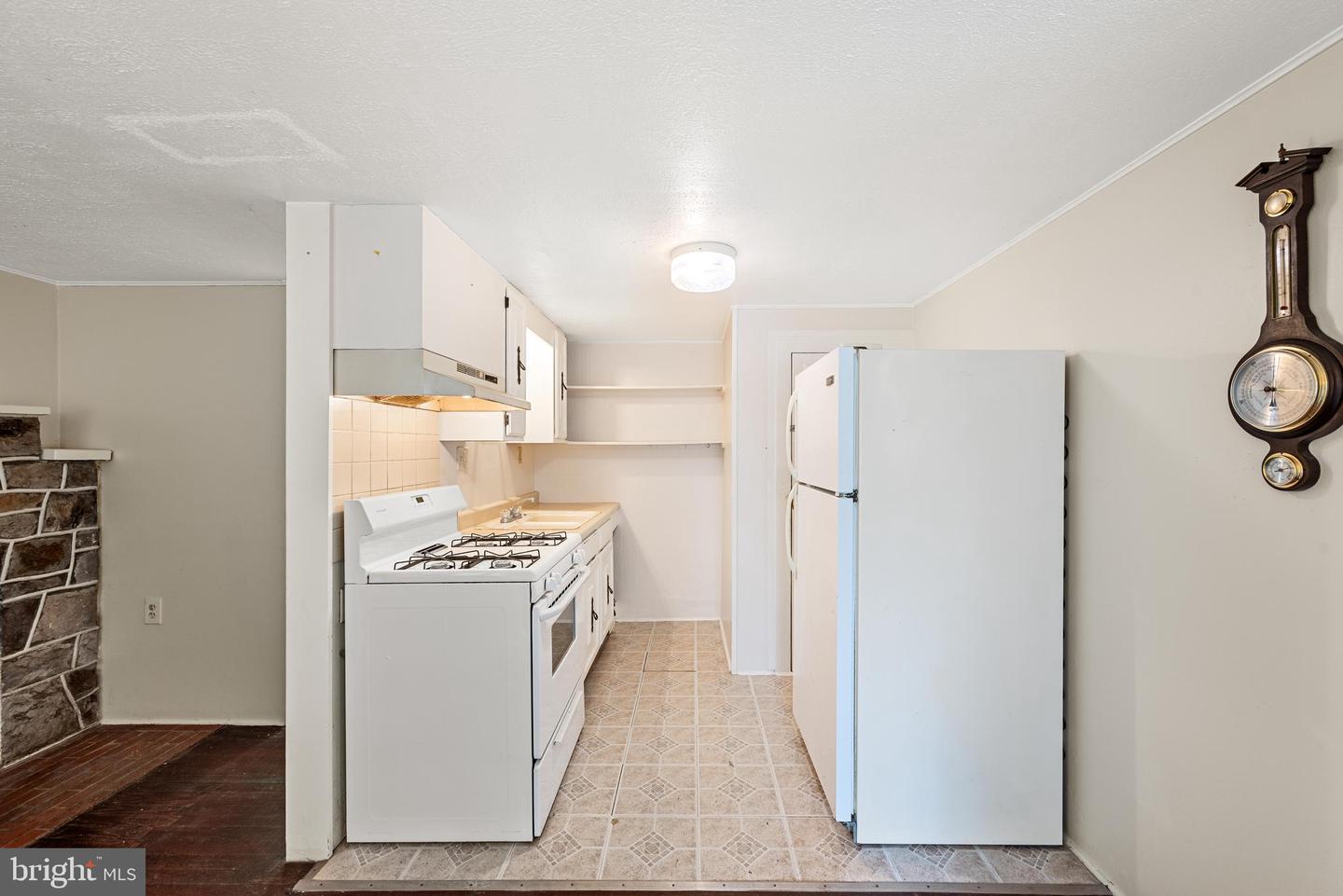 100 SHADY LN, STRASBURG, Virginia 22657, 3 Bedrooms Bedrooms, 3 Rooms Rooms,2 BathroomsBathrooms,Residential,For sale,100 SHADY LN,VAWR2012284 MLS # VAWR2012284